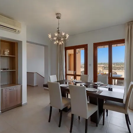 Aphrodite Hills Junior Junior Fz02 Air Conditioning 3 Bedrooms Paphos